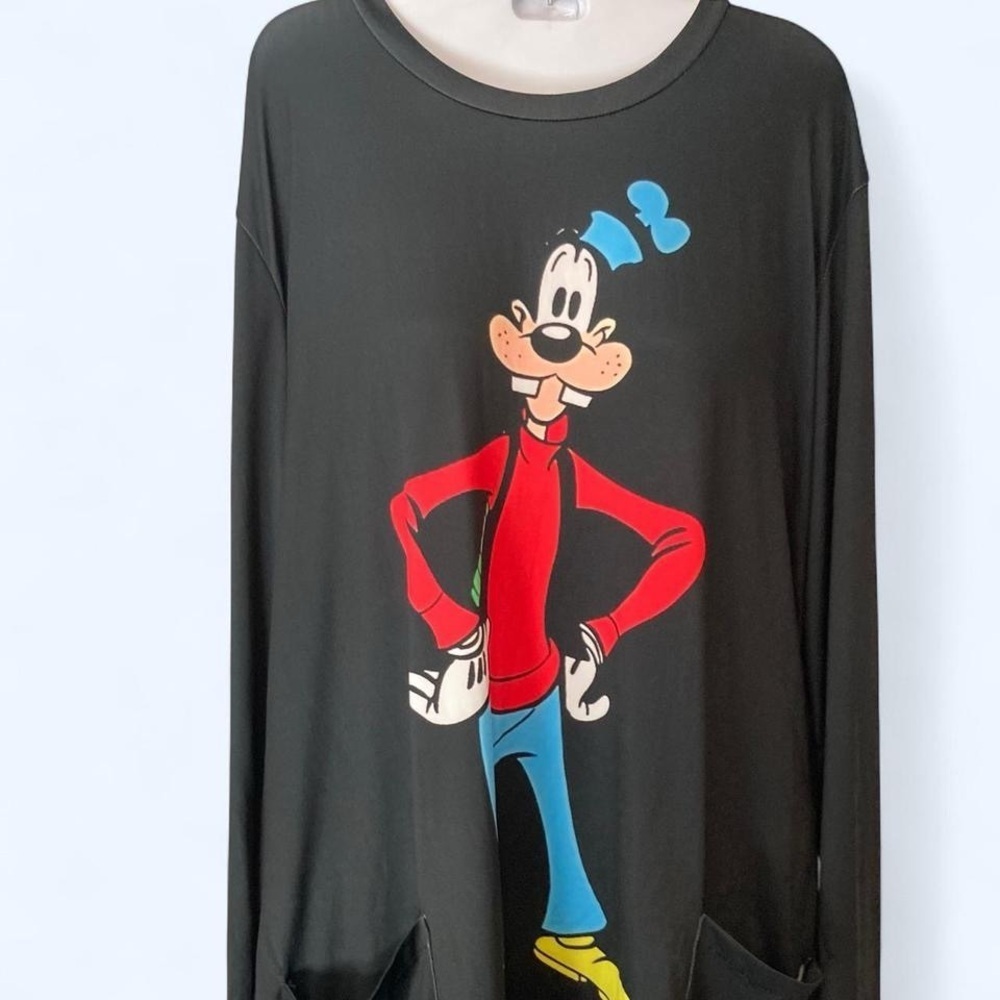 Black Long Sleeve Goofy Graphic Shirt